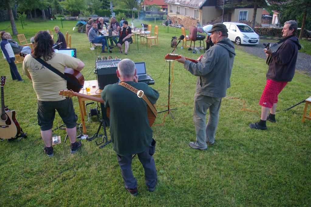 Penzion U Lipna Přední Výtoň Εξωτερικό φωτογραφία